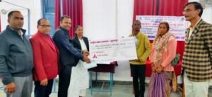 वर्ष के अंतिम लोक अदालत में सूरजपुर जिले ने रचा नया कीर्तिमान, 75,775 मामले हुए निराकृत, 10.40 करोड़ का मिला अवार्ड 8 IMG 20251215 WA0002