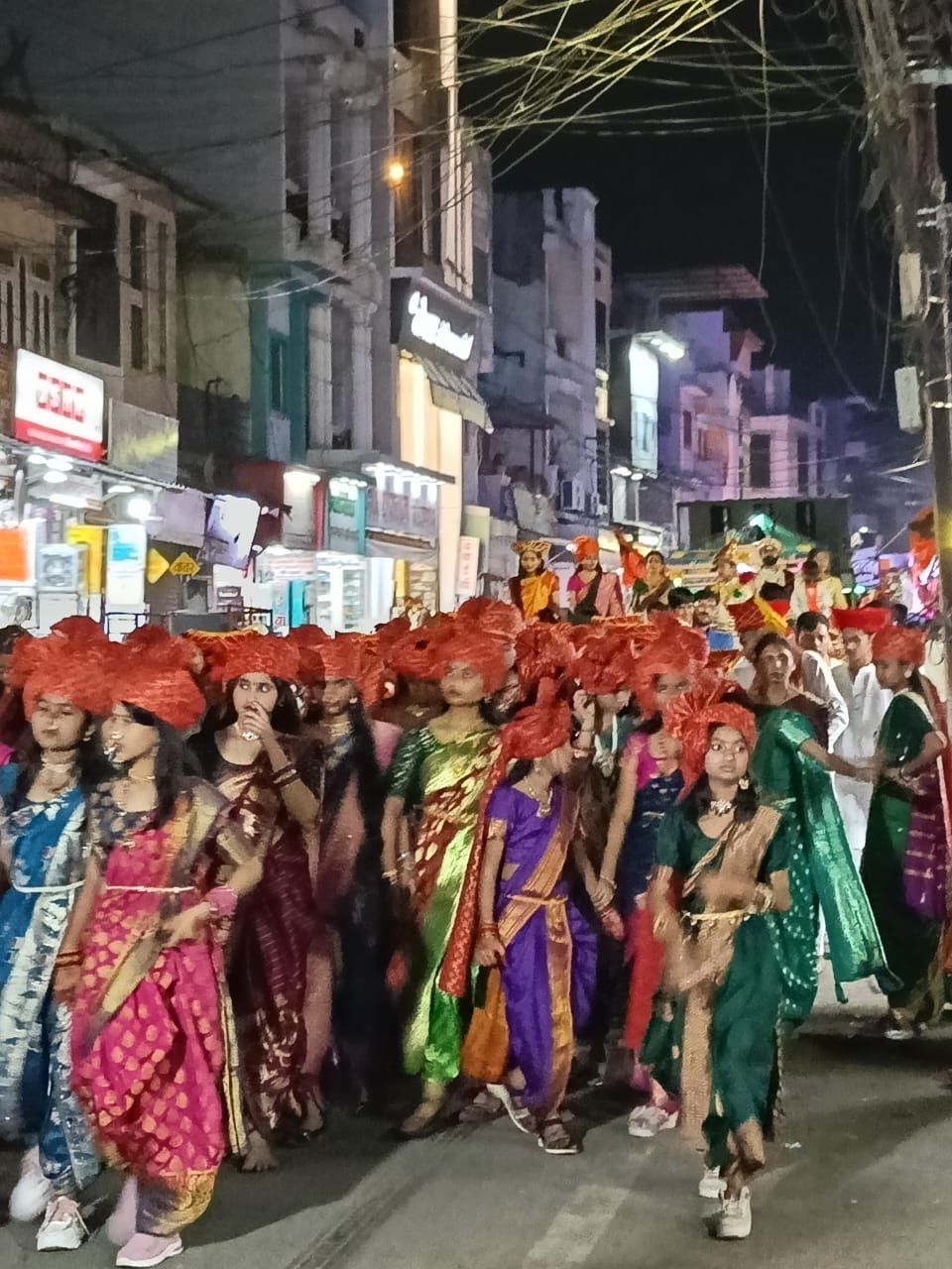 रतलाम/क्षत्रिय मराठ समाज द्वारा निकाली गई पारंपरिक शौर्य यात्रा : छत्रपति शिवाजी महाराज की जयंती धूमधाम से मनाई, शौर्य यात्रा में गूंजे जय भवानी, जय शिवाजी' के जयकारे गूंजे 5 IMG 20260220 WA0006