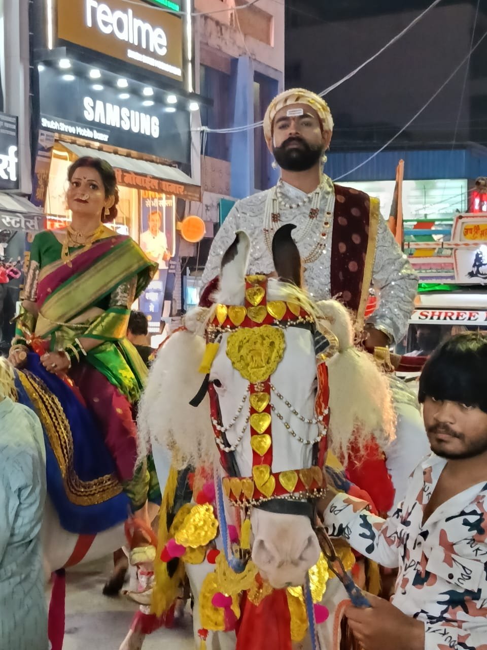 रतलाम/क्षत्रिय मराठ समाज द्वारा निकाली गई पारंपरिक शौर्य यात्रा : छत्रपति शिवाजी महाराज की जयंती धूमधाम से मनाई, शौर्य यात्रा में गूंजे जय भवानी, जय शिवाजी' के जयकारे गूंजे 4 IMG 20260220 WA0008