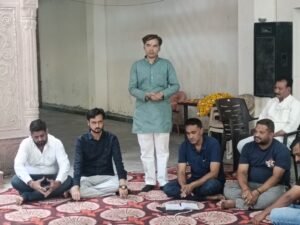 Ratlam/परशुराम युवा मंच बैठक संपन्न ; श्री परशुराम जन्मोत्सव की पूर्व संध्या पर निकलेगी भव्य वाहन रैली,मातृ शक्ति करेंगी सहभागिता, जगदीश व्यास बने मंच के संयोजक 2 IMG 20260406 WA0013