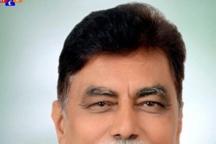 image 750x 645a83eec774f